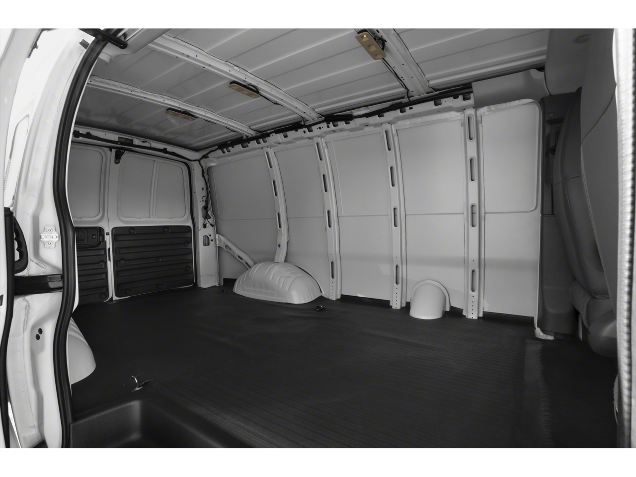 2024 GMC Savana Cargo 2500 Base