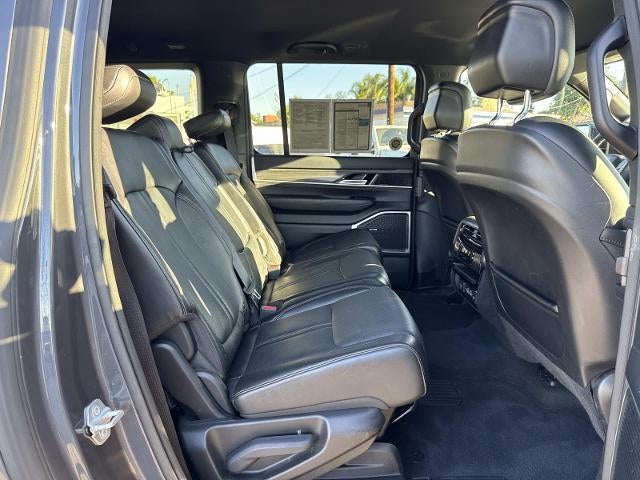 2023 Jeep Wagoneer L Series III 4x4