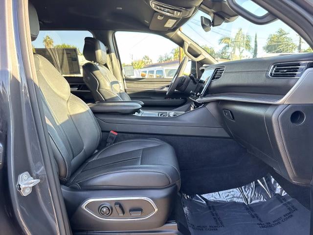 2023 Jeep Wagoneer L Series III 4x4