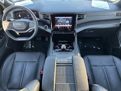 2023 Jeep Wagoneer L Series III 4x4