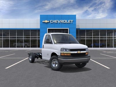 2026 Chevrolet Express Cutaway 3500 Base