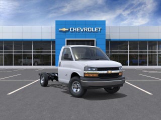2026 Chevrolet Express Cutaway 3500 Base