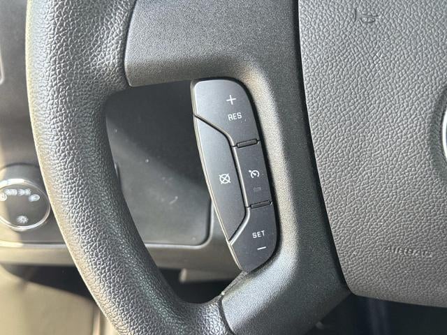 2025 Chevrolet Express Cargo Base