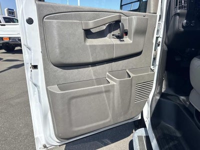 2025 Chevrolet Express Cargo Base