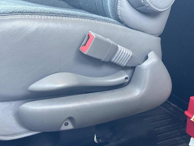 2025 Chevrolet Express Cargo Base