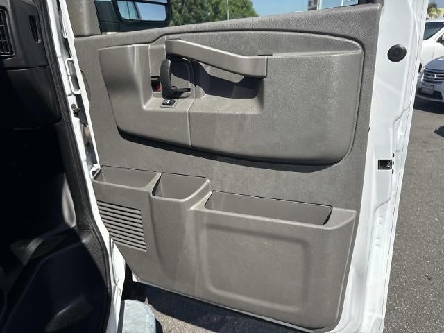 2025 Chevrolet Express Cargo Base
