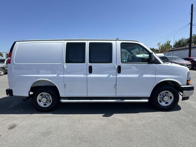 2025 Chevrolet Express Cargo Base