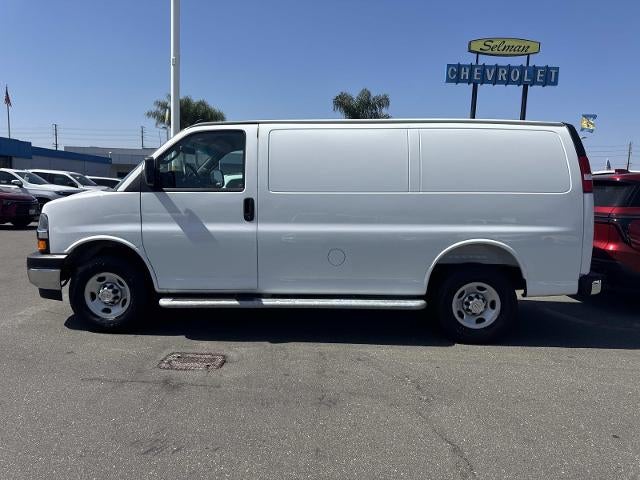 2025 Chevrolet Express Cargo Base