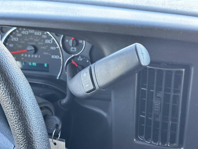 2025 Chevrolet Express Cargo Base
