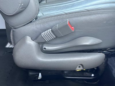 2025 Chevrolet Express Cargo Base