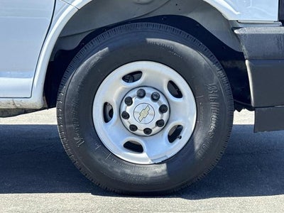 2025 Chevrolet Express Cargo Base