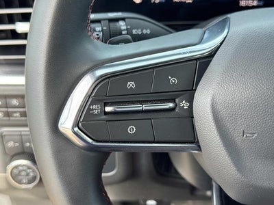 2025 Chevrolet Suburban RST