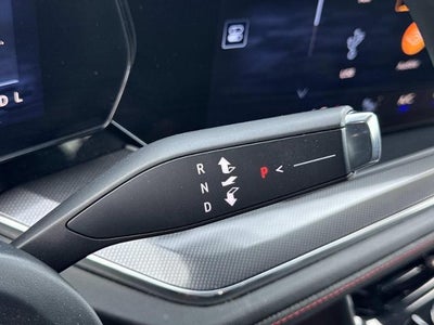 2025 Chevrolet Suburban RST