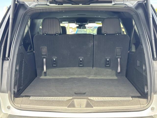 2025 Chevrolet Suburban RST