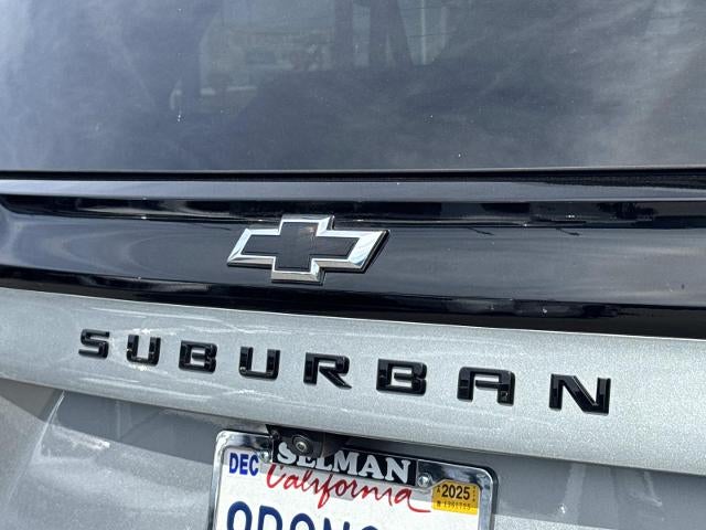 2025 Chevrolet Suburban RST