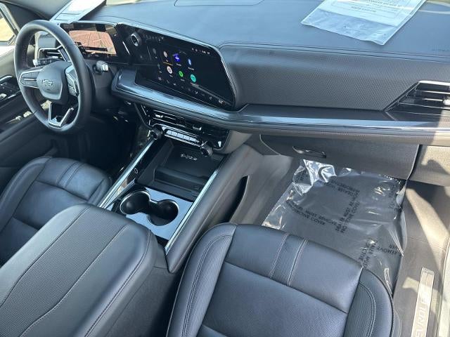 2025 Chevrolet Suburban RST