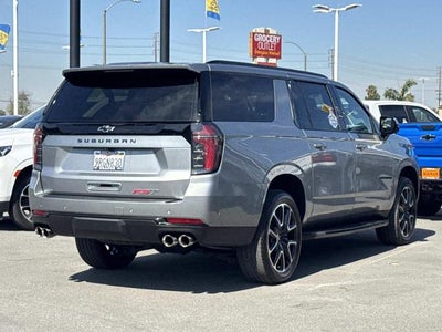 2025 Chevrolet Suburban RST