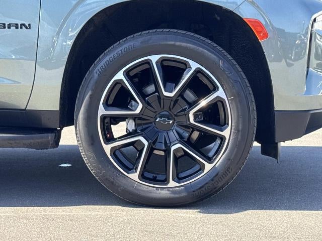 2024 Chevrolet Suburban RST