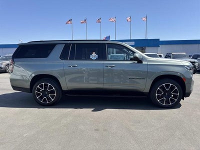 2024 Chevrolet Suburban RST