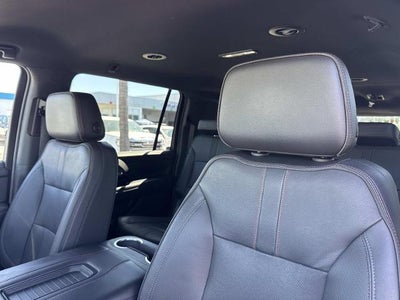 2023 Chevrolet Suburban RST