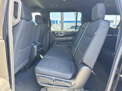 2023 Chevrolet Suburban LS