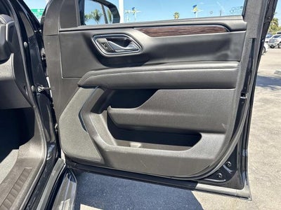 2023 Chevrolet Suburban LS
