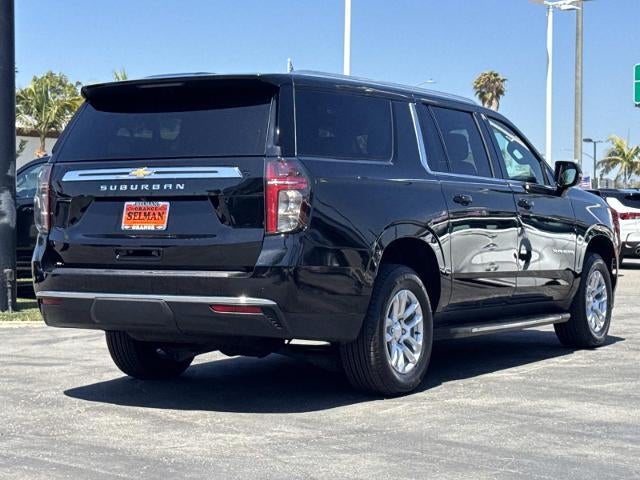 2023 Chevrolet Suburban LS