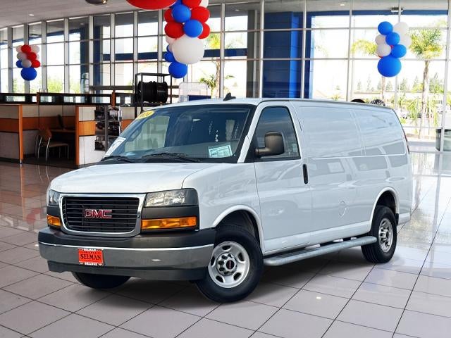 2024 GMC Savana Cargo 2500 Base