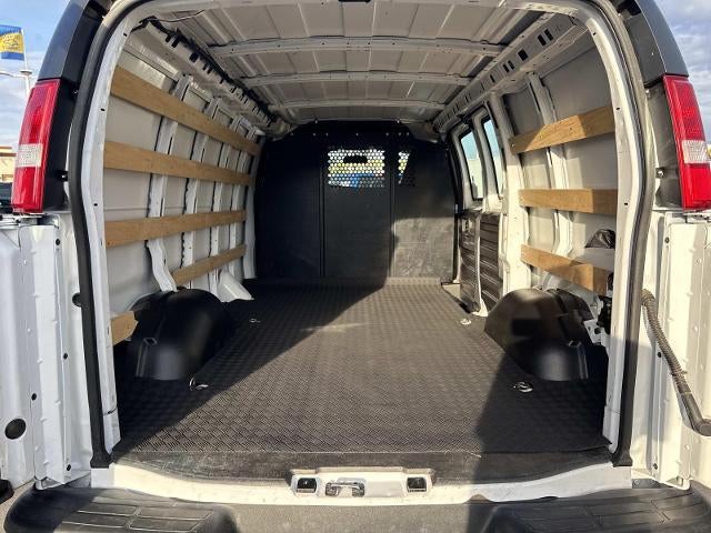 2024 GMC Savana Cargo 2500 Base