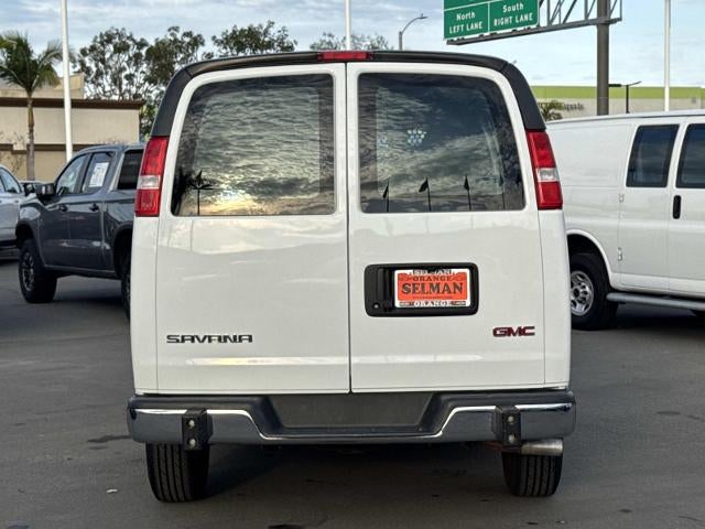 2024 GMC Savana Cargo 2500 Base