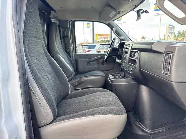 2024 GMC Savana Cargo 2500 Base