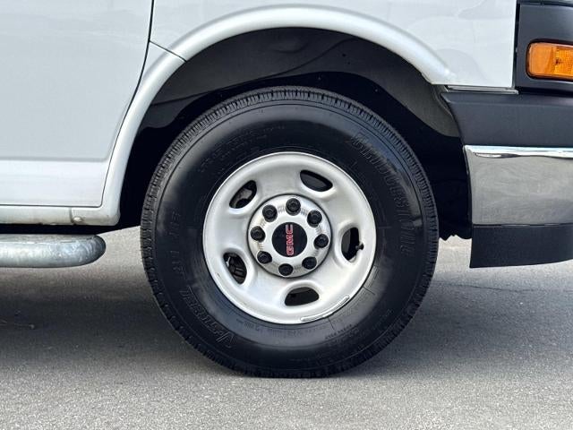 2024 GMC Savana Cargo 2500 Base