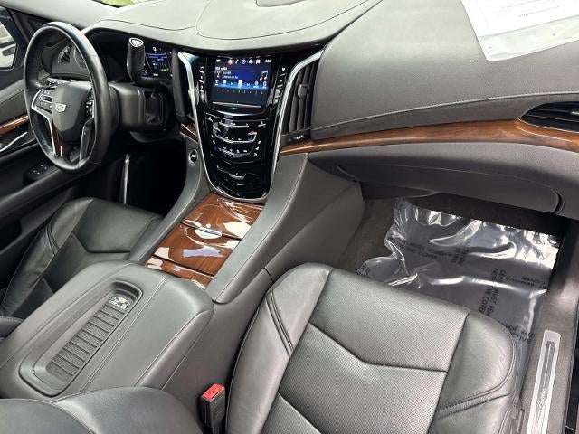 2020 Cadillac Escalade Luxury