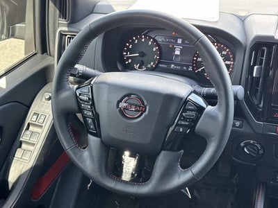 2025 Nissan Frontier Crew Cab Long Bed PRO-4X 4x4