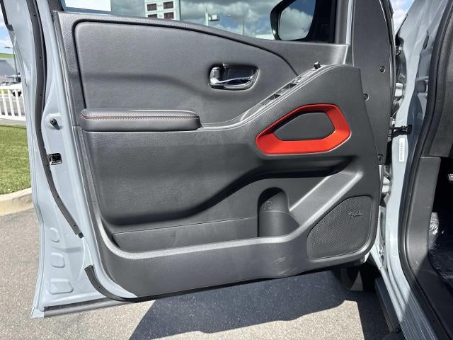 2025 Nissan Frontier Crew Cab Long Bed PRO-4X 4x4