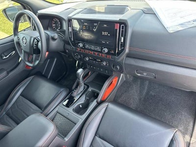 2025 Nissan Frontier Crew Cab Long Bed PRO-4X 4x4