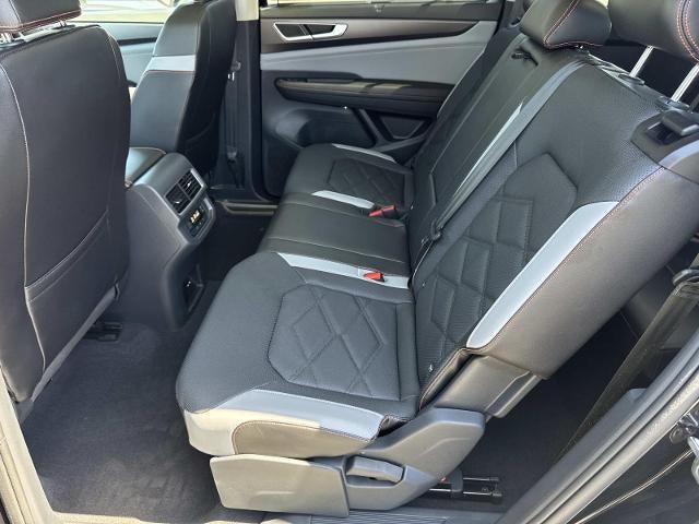 2024 Volkswagen Atlas 2.0T Peak Edition SE w/Technology