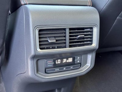 2024 Volkswagen Atlas 2.0T Peak Edition SE w/Technology