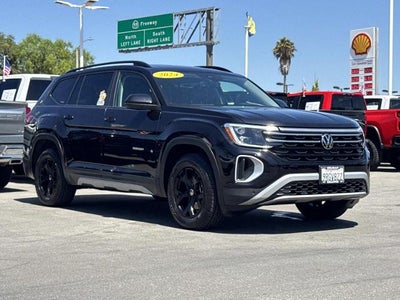 2024 Volkswagen Atlas 2.0T Peak Edition SE w/Technology