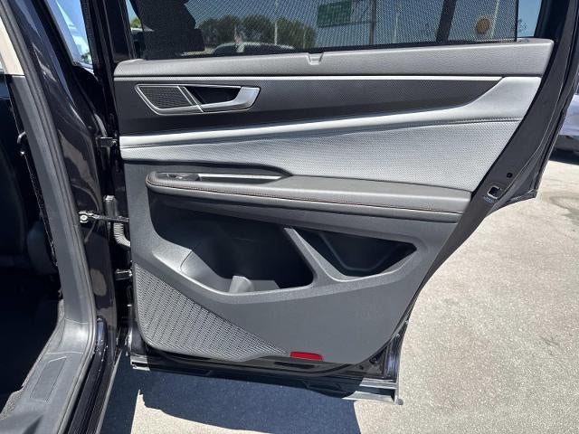 2024 Volkswagen Atlas 2.0T Peak Edition SE w/Technology