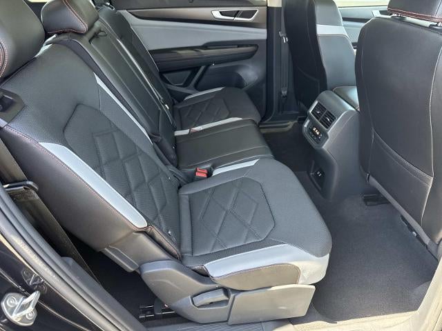2024 Volkswagen Atlas 2.0T Peak Edition SE w/Technology