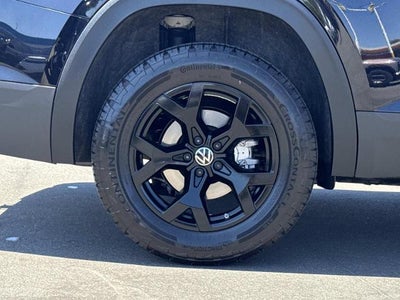 2024 Volkswagen Atlas 2.0T Peak Edition SE w/Technology