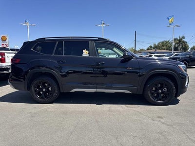 2024 Volkswagen Atlas 2.0T Peak Edition SE w/Technology