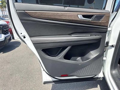 2024 Volkswagen Atlas 2.0T SEL Premium R-Line