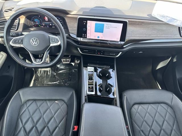 2024 Volkswagen Atlas 2.0T SEL Premium R-Line