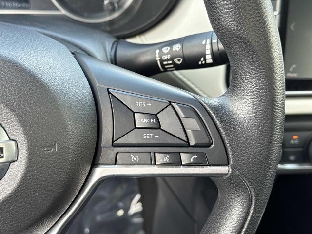 2021 Nissan Versa SV Xtronic CVT