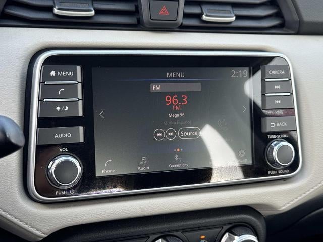 2021 Nissan Versa SV Xtronic CVT