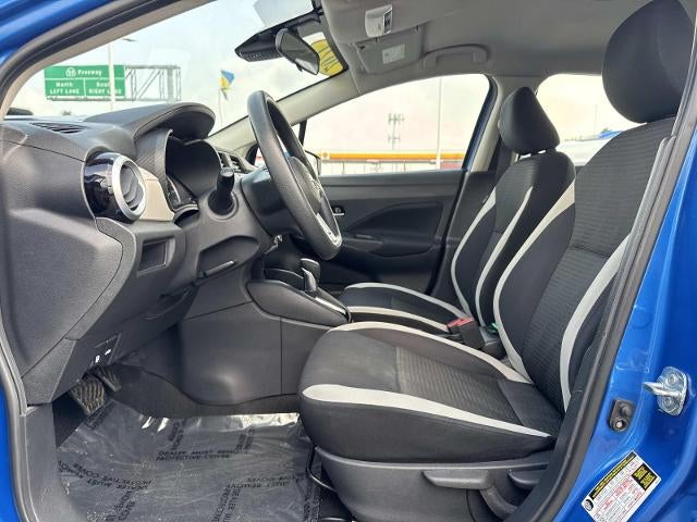 2021 Nissan Versa SV Xtronic CVT