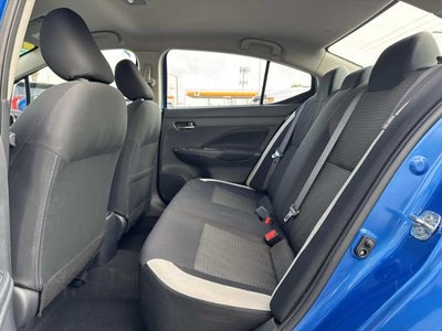 2021 Nissan Versa SV Xtronic CVT