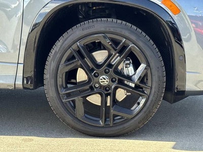 2025 Volkswagen Tiguan 2.0T SE R-Line Black